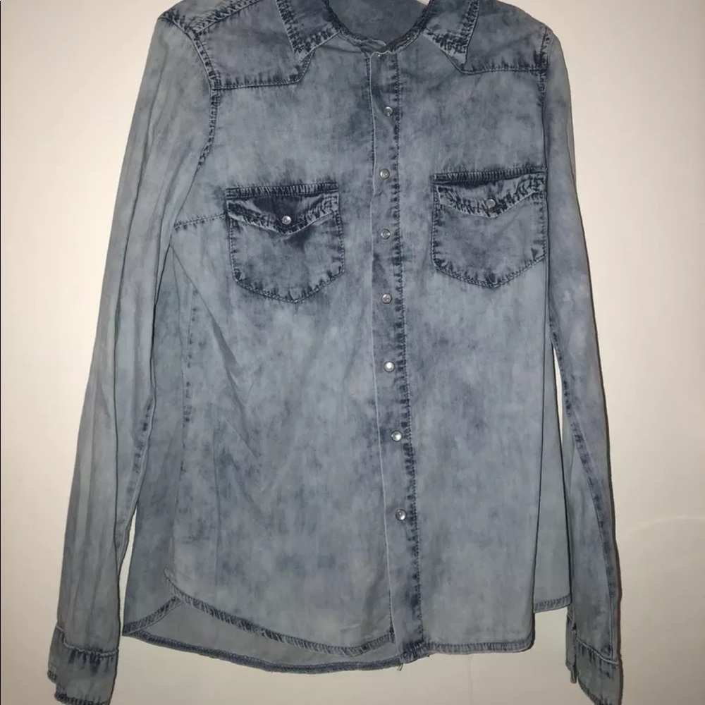 Denim Button Down Women’s Long Sleeve Jacket
